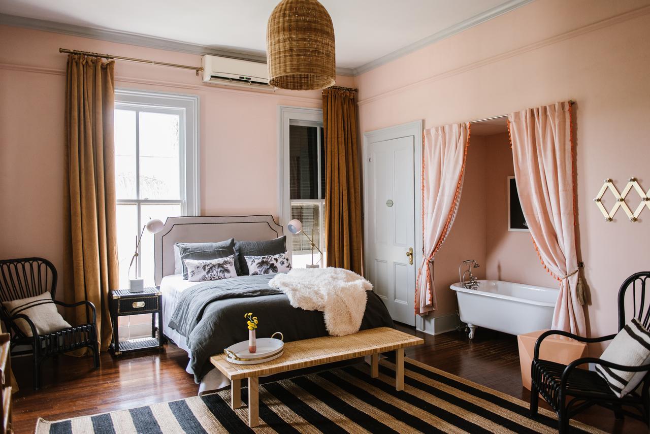 Carr Mansion Bed & Breakfast 3*